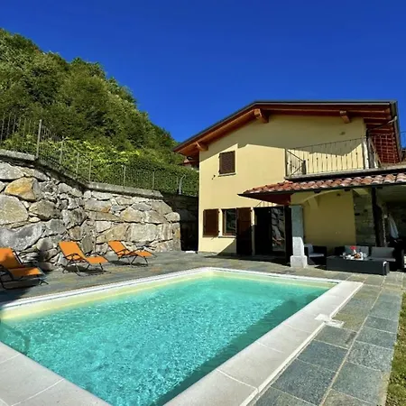 Serena Villa Plesio